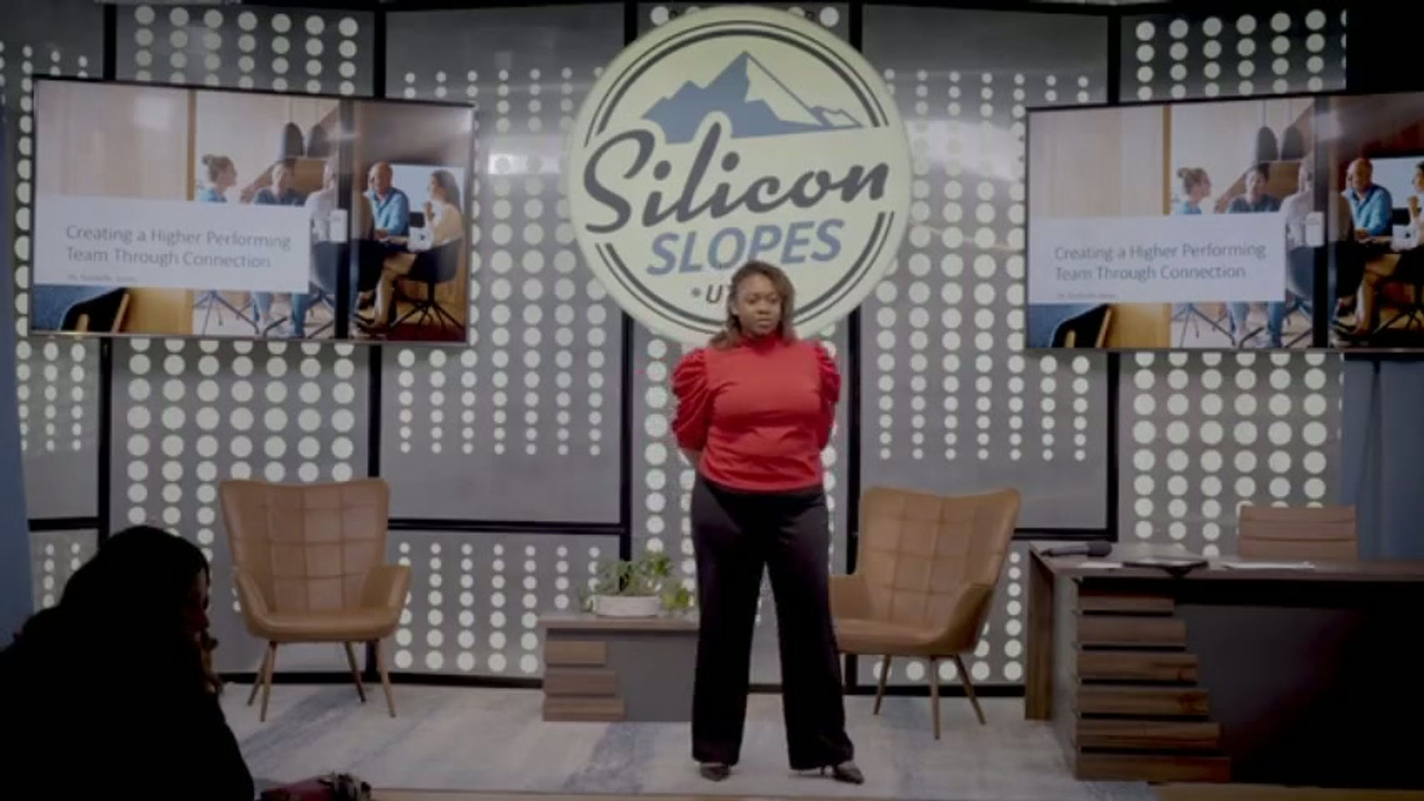 The_Secret_to_Success_in_2024__It's_Not_Just_About_Invoices!